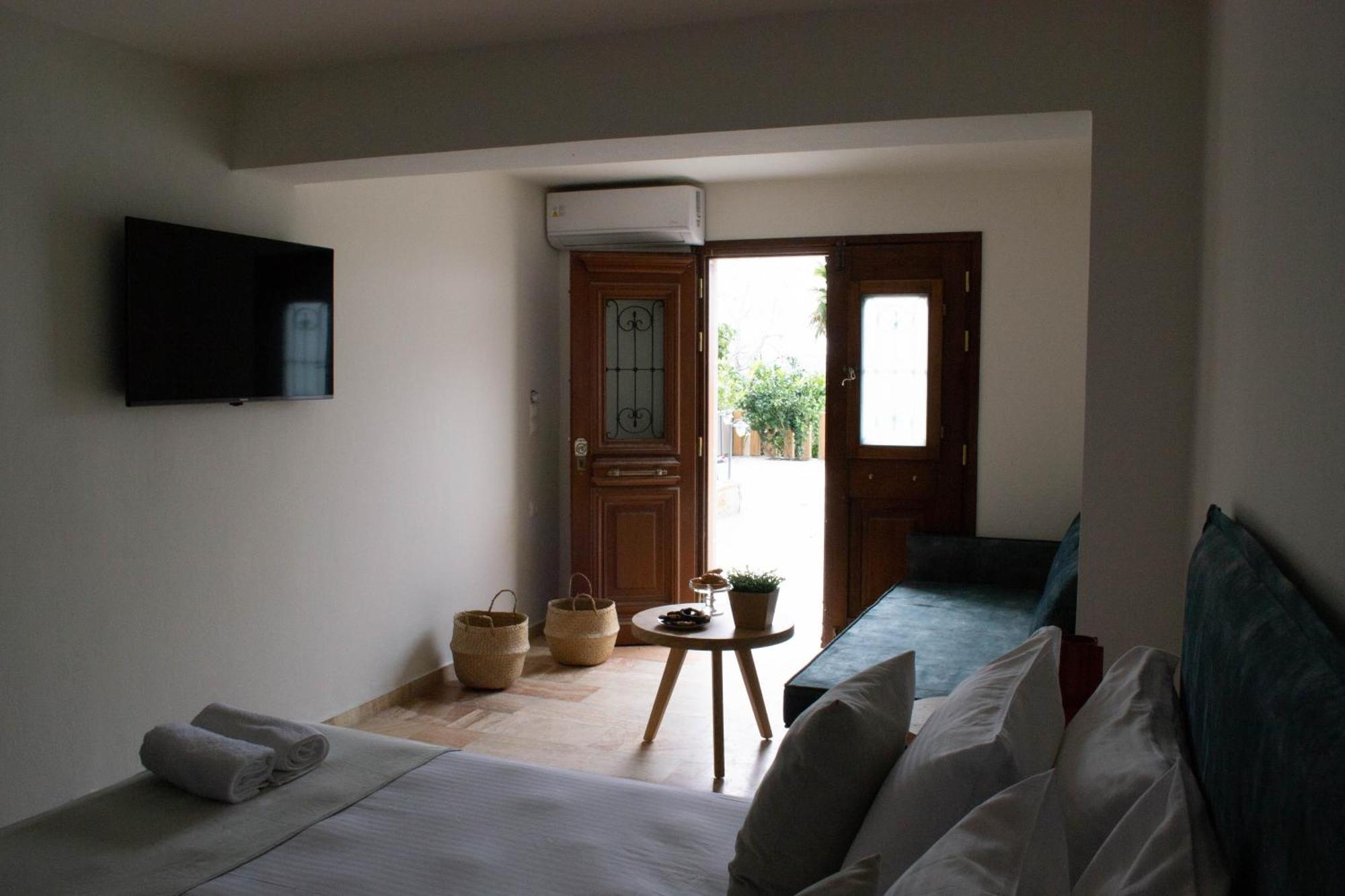 Oniropetra Luxury Suites Armakha 外观 照片