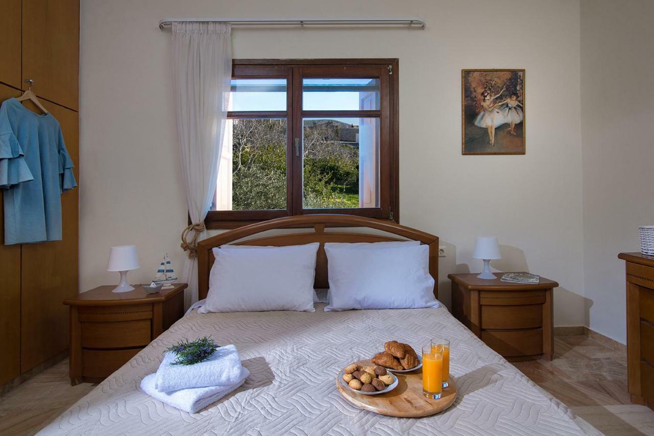 Oniropetra Luxury Suites Armakha 外观 照片